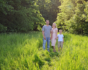 Family pictures, family of 3 portraits, Columbia City family Photographer, Fort Wayne Photographer